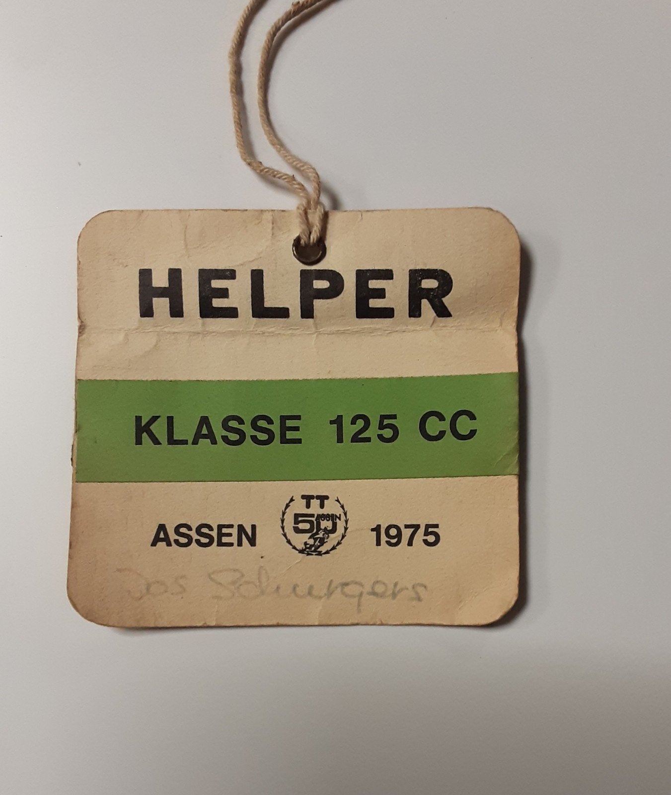 TT Assen 1975 Helper Pas Jos Schurgers 125cc, Ophalen of Verzenden, Motoren