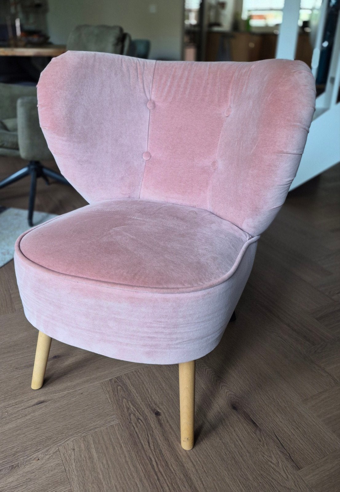 Roze fauteuil - rook- en huisdiervrij, Huis en Inrichting, Fauteuils, Ophalen, 75 tot 100 cm, Zo goed als nieuw, Stof