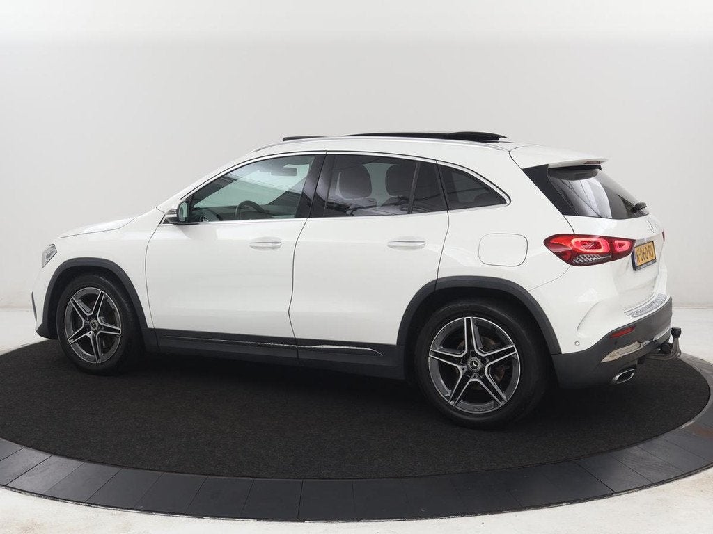 Mercedes-Benz GLA-klasse 200 AMG Line | Panoramadak | Trekha, Auto's, Mercedes-Benz, 4 cilinders, Leder en Stof, Origineel Nederlands
