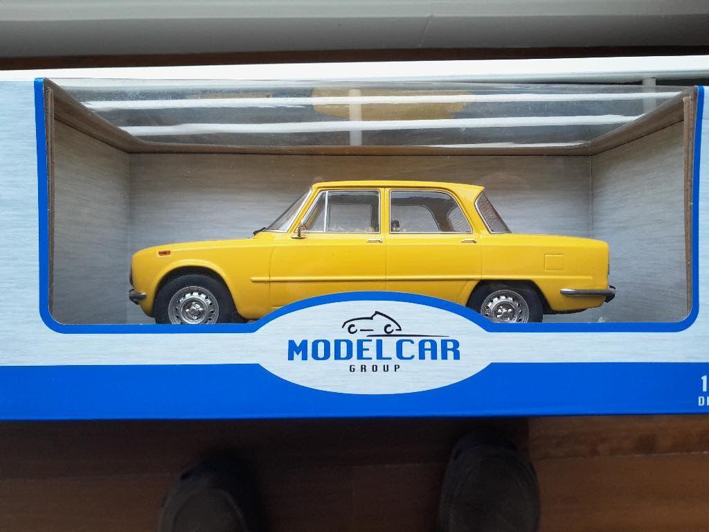 Alfa Romeo Giulia Nuova Super Geel MCG 1:18 OVP, Ophalen of Verzenden, Nieuw, Auto, Overige merken