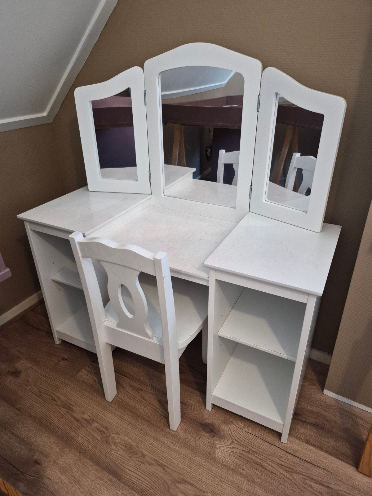 Make up tafel kind, Ophalen, Gebruikt, Tafel(s) en Stoel(en)