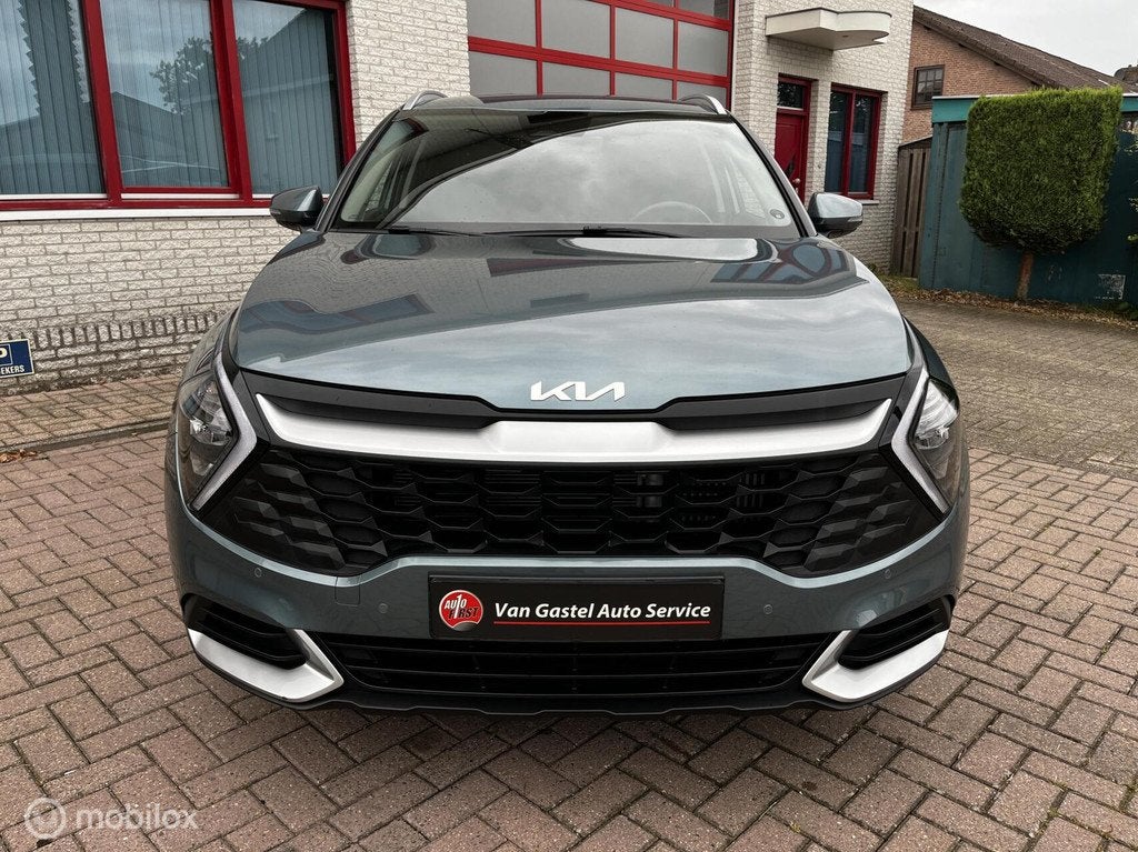 Kia Sportage 1.6 T-GDi MHEV ComfortLine, Voorwielaandrijving, Gebruikt, Zwart, 4 cilinders