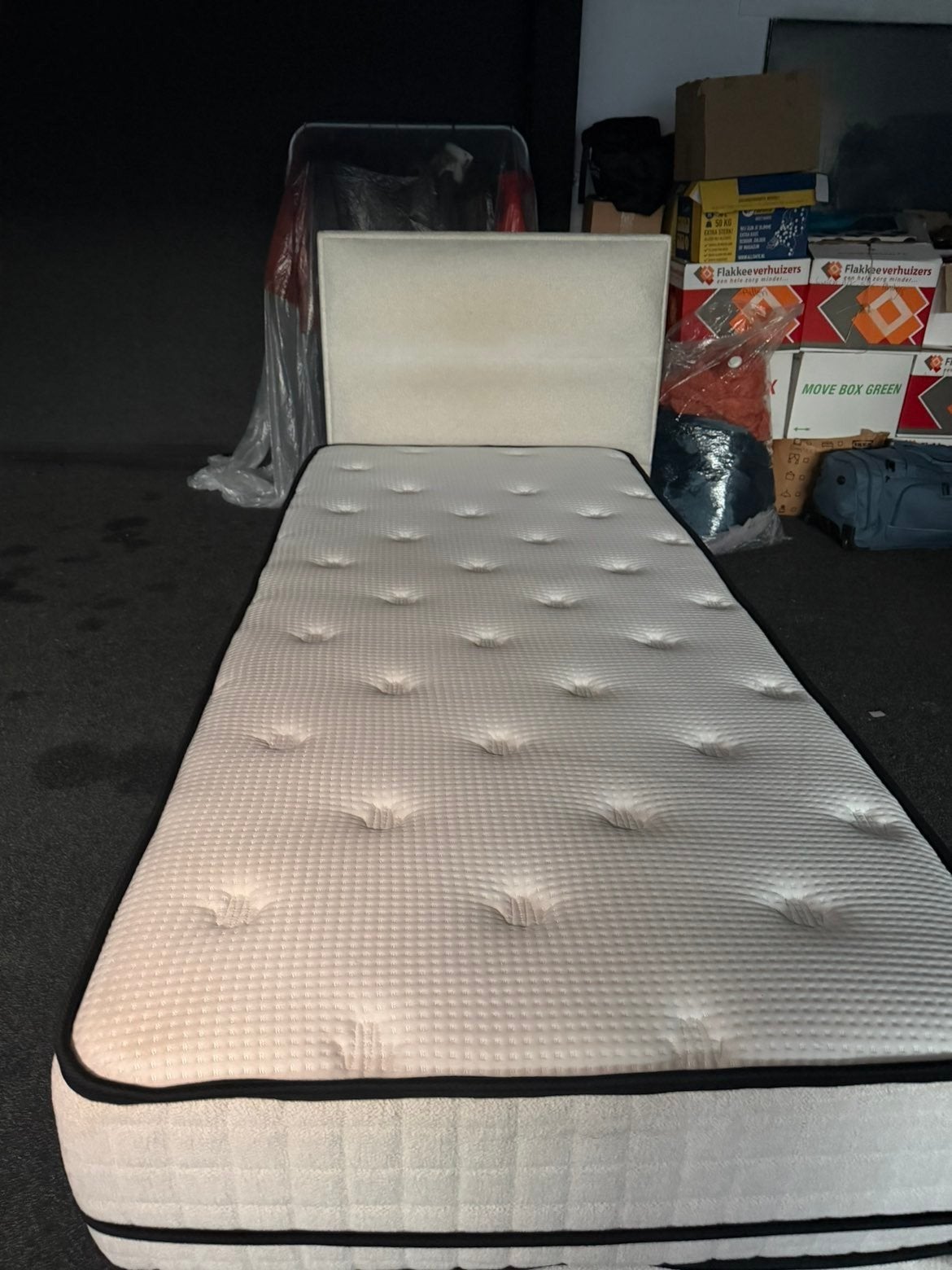 Mooi en stevig eenpersoonsbed van Ikea, zo goed als nieuw, Ophalen, 90 cm, Eenpersoons, Wit