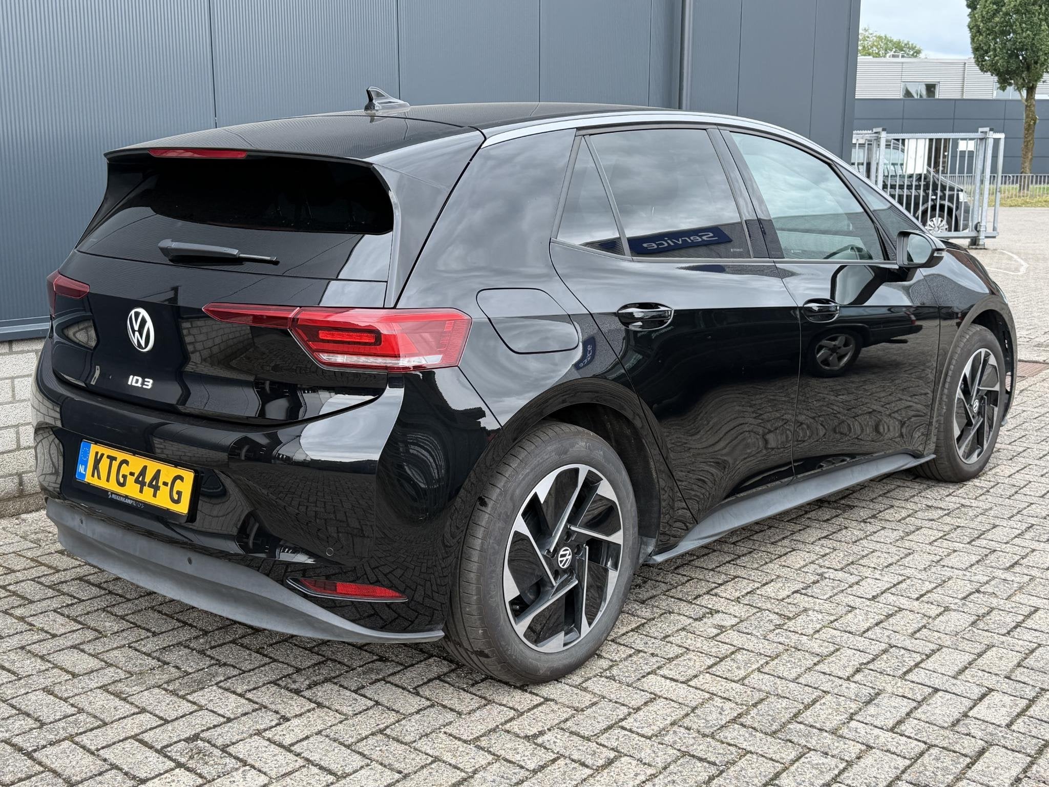 Volkswagen ID.3 Pure 52 kWh 18"/Adaptieve Cruise/Apple Carpl, Auto's, Volkswagen, Zwart, Automatische klimaatregeling, ID.3, Zwart