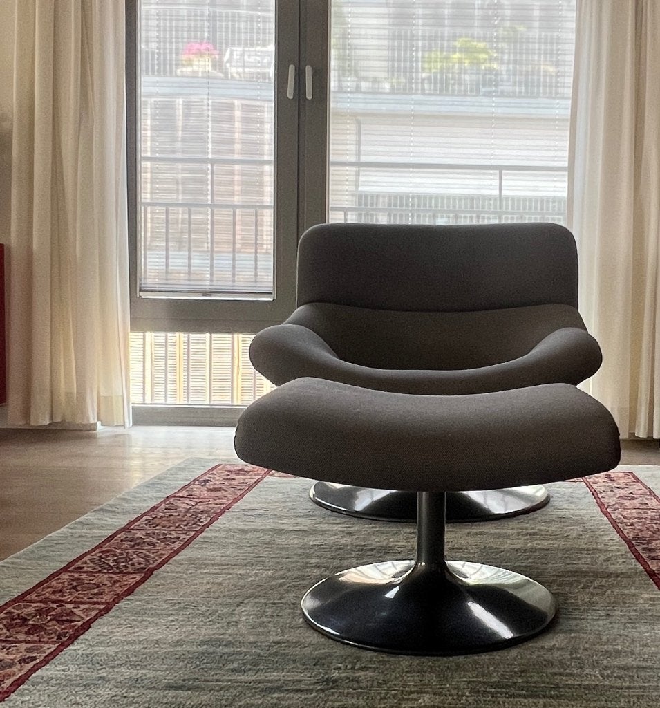 Artifort F518 + hocker volledige fabrieksrevisie certificaat, Ophalen, Zo goed als nieuw, Artifort design, Eén