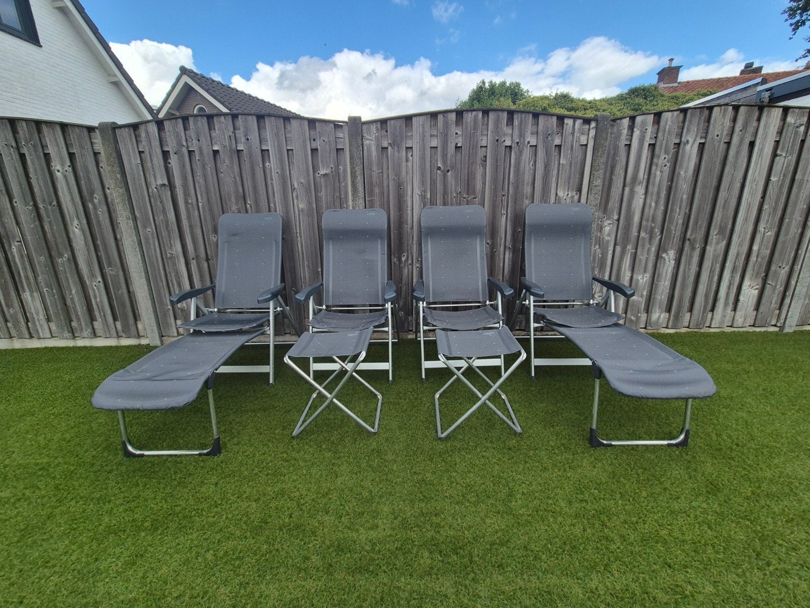 set van 4 Crespo stoelen, 2 voetensteunen en 2 viskrukjes
2, Ophalen, Gebruikt, Campingstoel