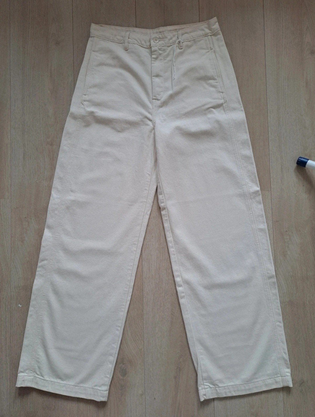 Broek Levis, Wit, Nieuw, Ophalen of Verzenden, W27 (confectie 34) of kleiner