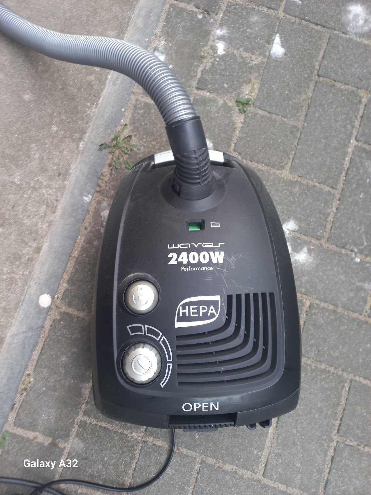 Diverse merken stofzuigers, Overige merken, Gebruikt, Inclusief accessoires, 2000 watt of meer