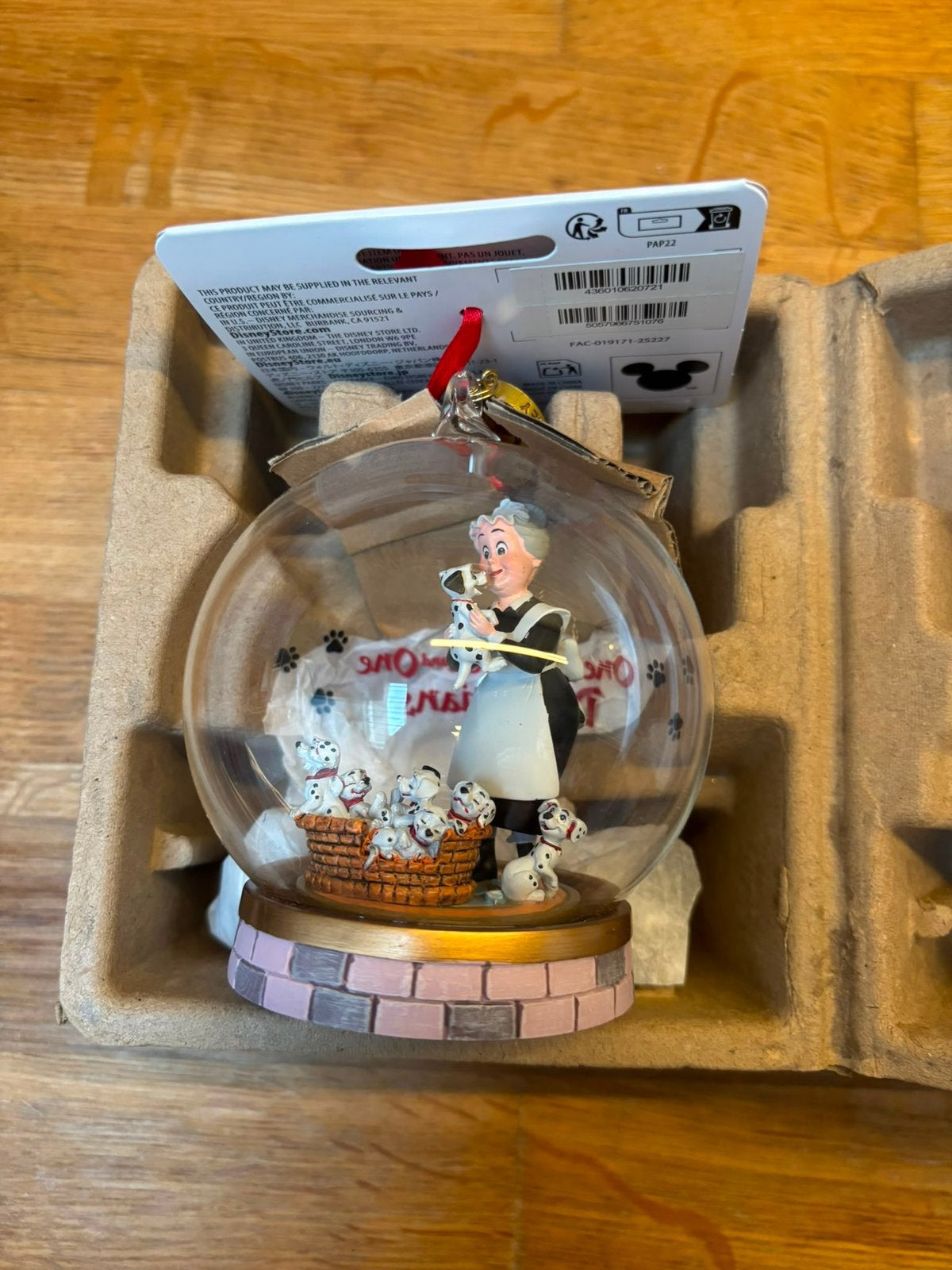 Disney Dalmatiërs legacy sketchbook ornament glas, Ophalen of Verzenden, Overige figuren, Nieuw, Beeldje of Figuurtje