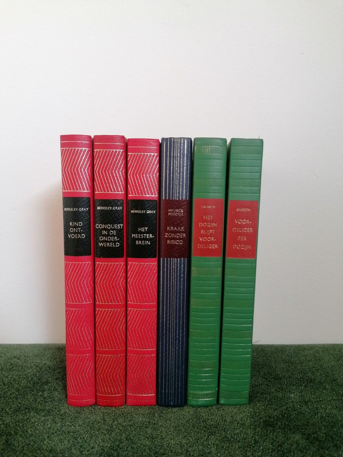 Zes titels van de Bijou-reeks van de Nederlandse Boekenclub, Gelezen, Berkeley Gray, Ophalen of Verzenden, Nederland