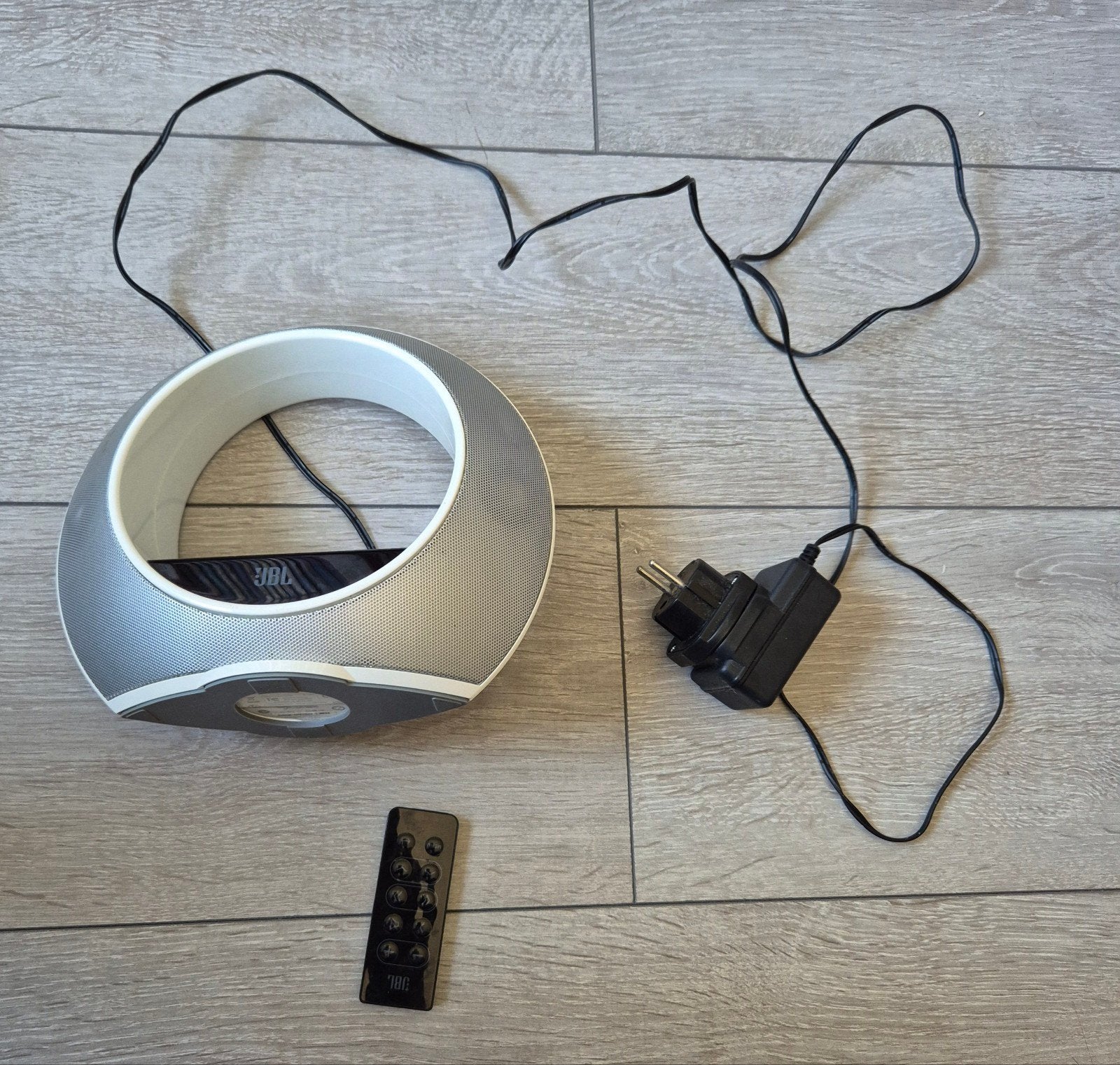 JBL speakerdock, Ophalen of Verzenden, Gebruikt, JBL