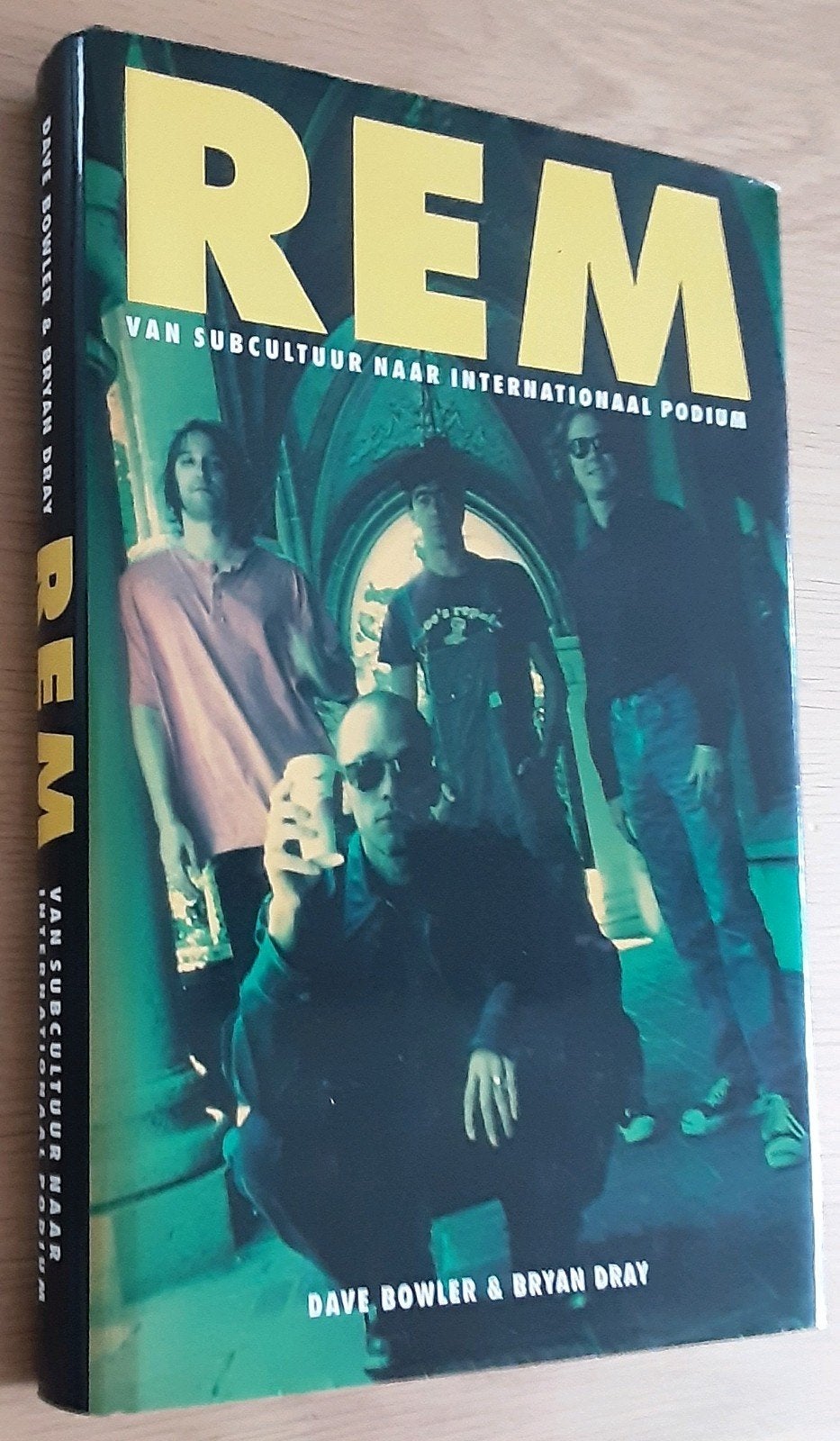 hardcover R.E.M. Van Subcultuur naar Internationaal Podium., Ophalen of Verzenden, Gelezen, Artiest, Dave Bowler & Bryan Dray