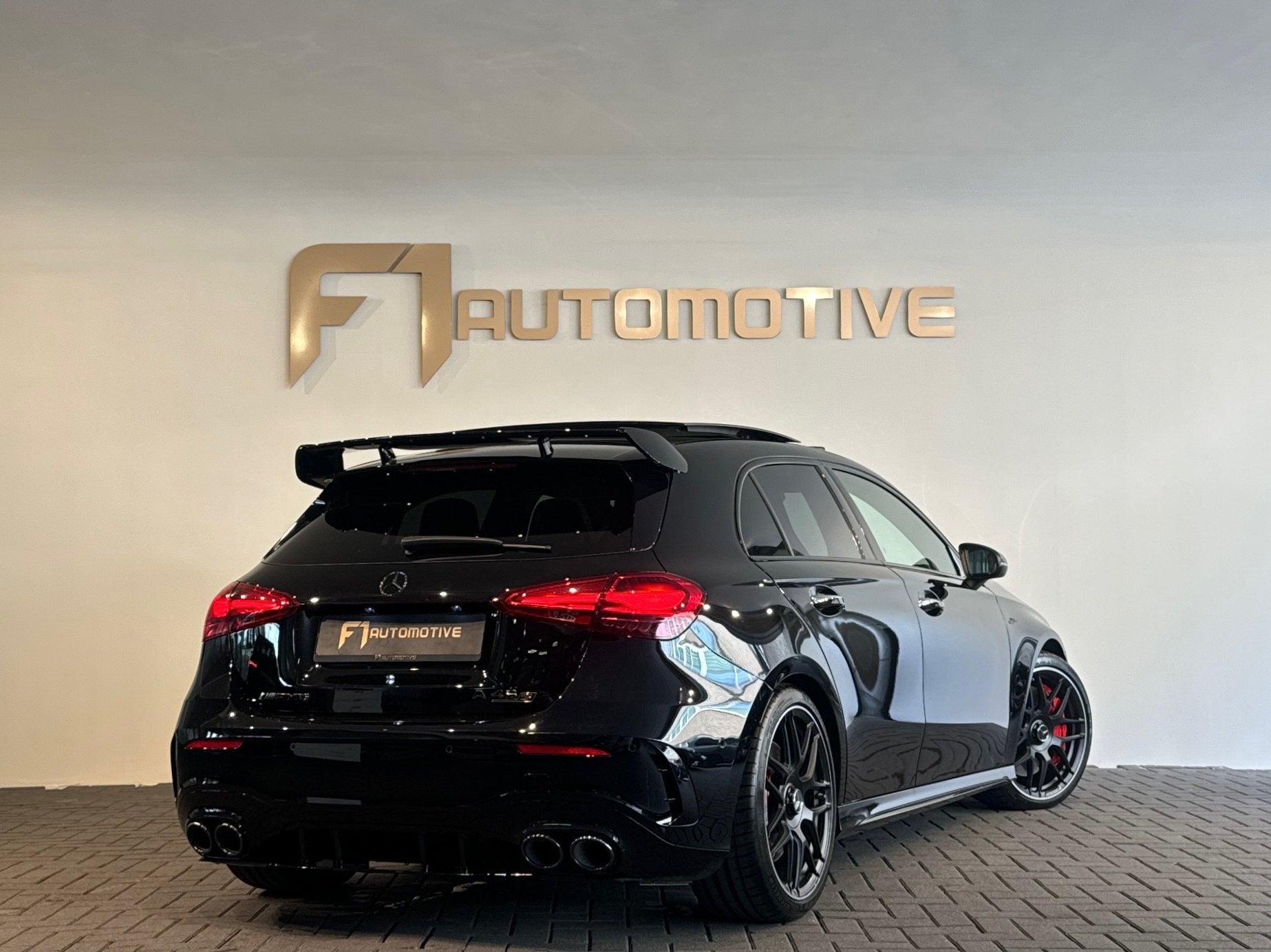Mercedes-Benz A-klasse AMG 45 S 4Matic+ Pano|Kuip|Burmester, Auto's, Automaat, Dealer onderhouden, Gebruikt, 4 cilinders