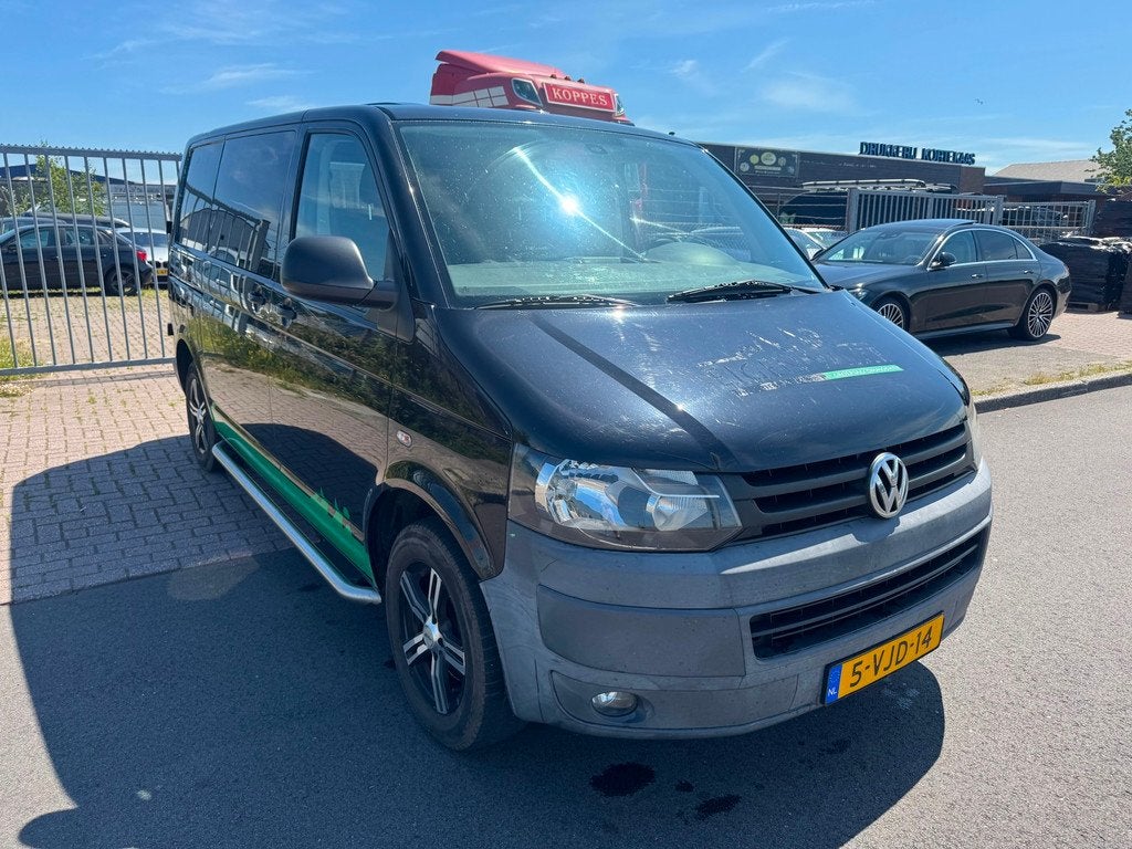 Volkswagen Transporter 2.0 TDI L1H1 6 PERSON AIRCO, Voorwielaandrijving, Gebruikt, 4 cilinders, Volkswagen