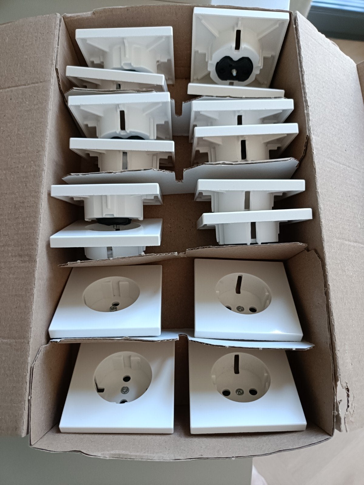 JUNG Stopcontact LS1520KIPLWW wit (kinderbeveiling), Ophalen of Verzenden, Nieuw, Jung, Stopcontact
