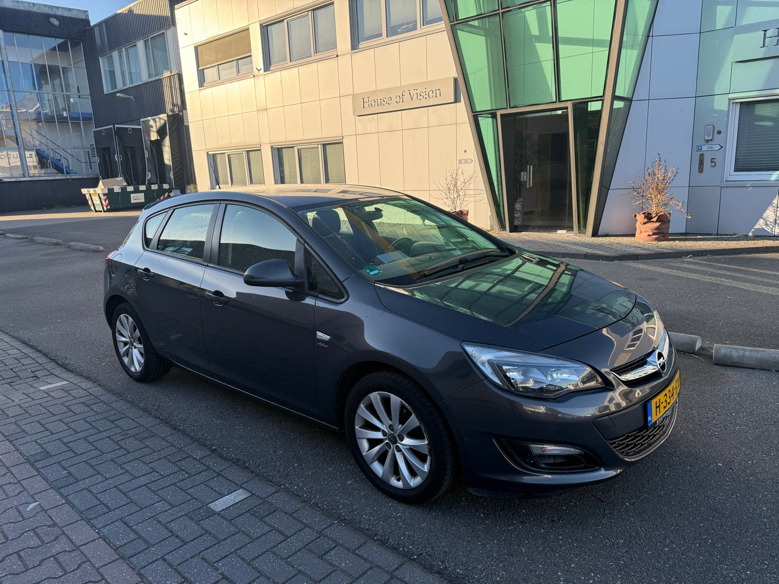 Opel Astra 1.4 Turbo Ecotec 103KW 5-D 2013 Grijs, Voorwielaandrijving, 680 kg, 4 cilinders, Handgeschakeld