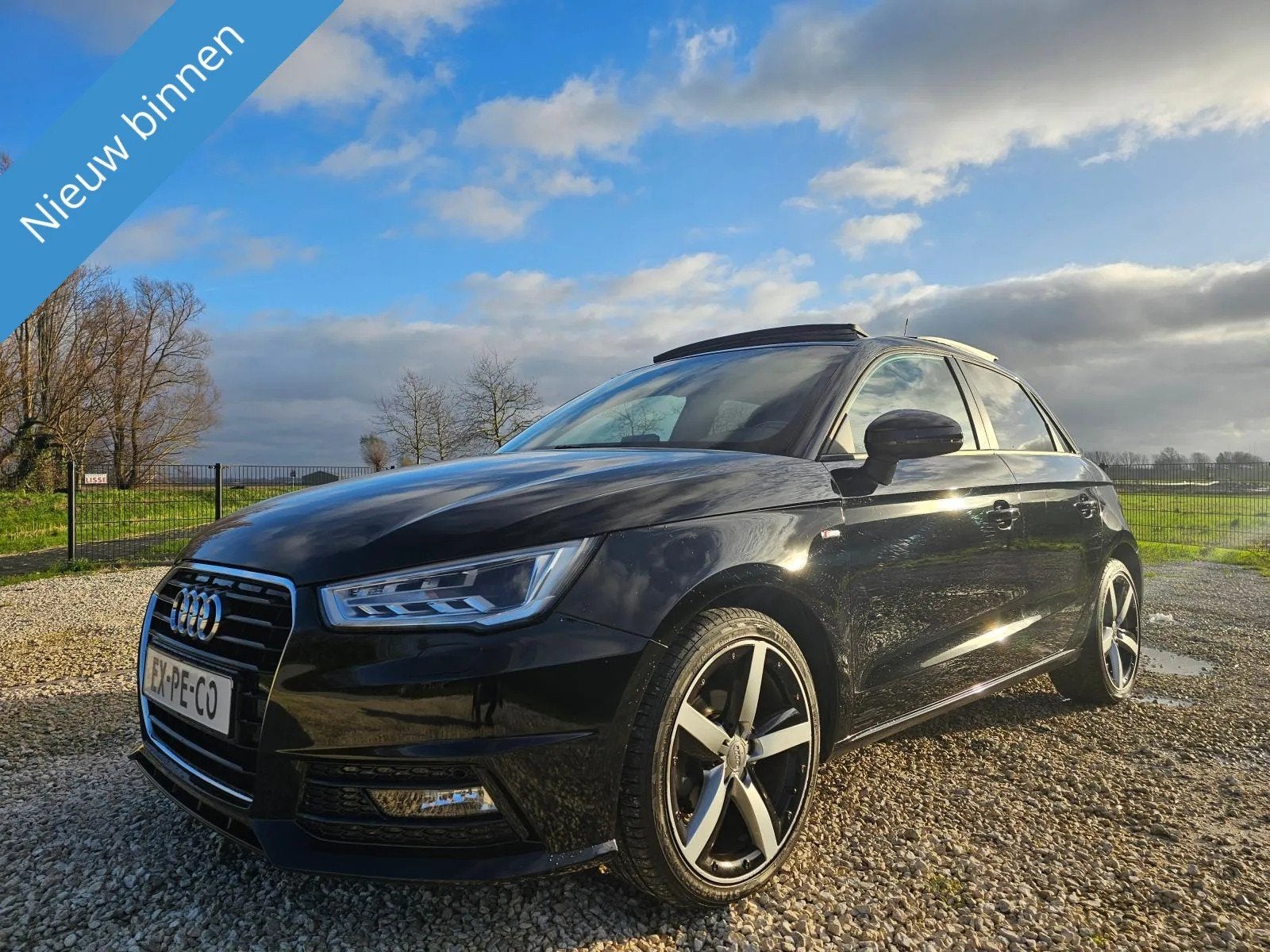 Audi A1 Sportback, Stof, 4 stoelen, Bedrijf, Geïmporteerd