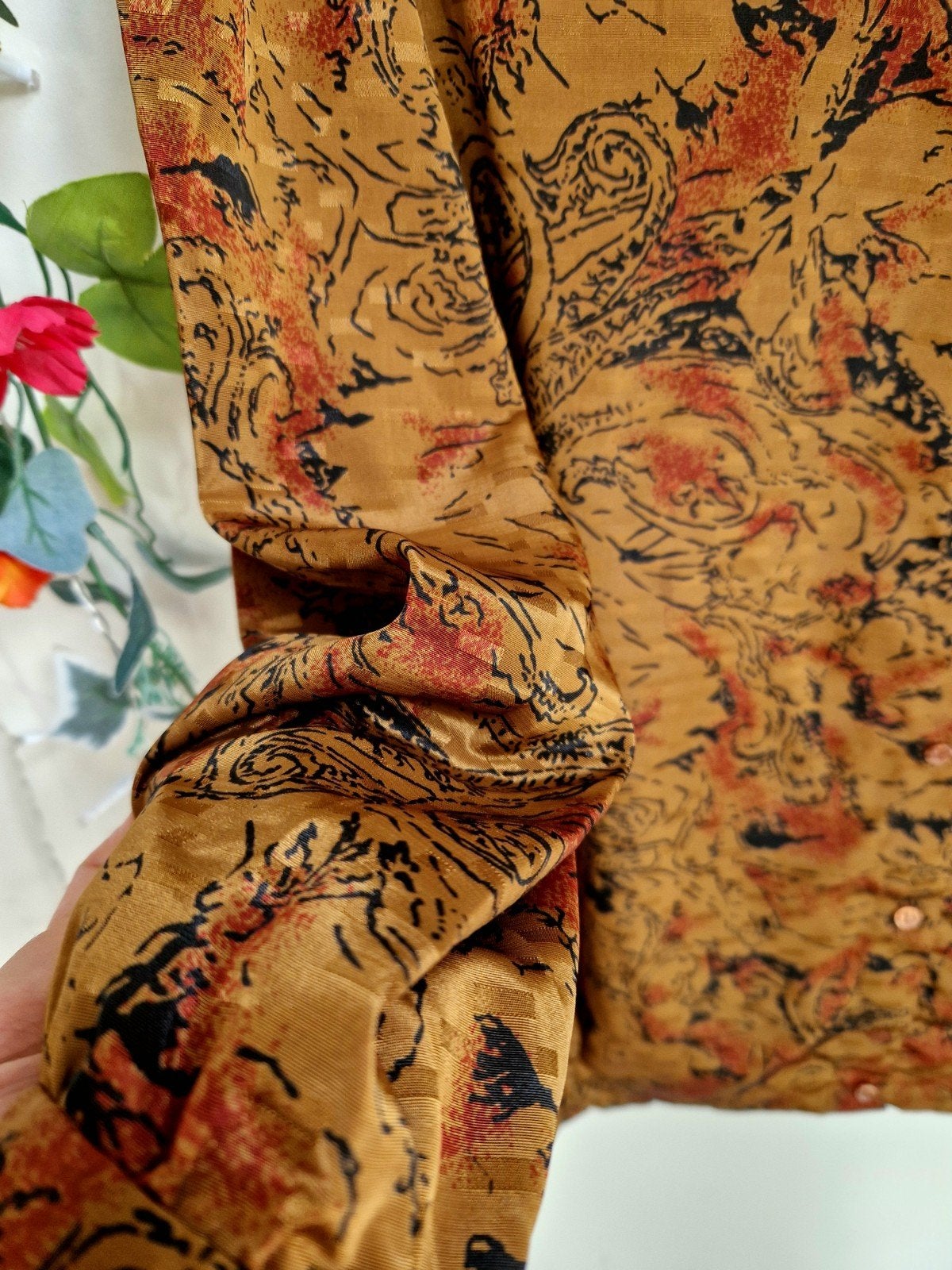 Super leuke shiny vintage bruine blouse, Kleding | Dames, Ophalen of Verzenden, Zo goed als nieuw, Maat 42/44 (L), Bruin