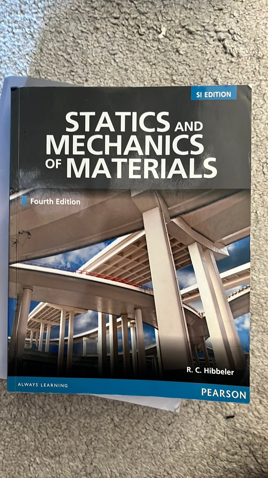 Statics and Mechanics of Materials - R.C. Hibbeler, Boeken, Ophalen, Gelezen, Werktuigbouwkunde