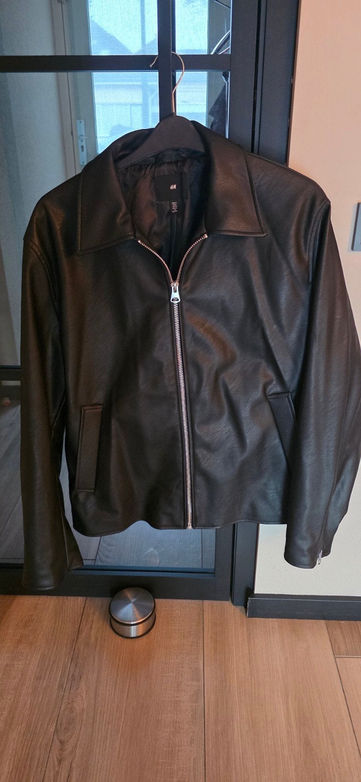 H&M Zwart Faux Leren Jas Maat XL, Kleding | Heren, Zwart, Maat 56/58 (XL), Ophalen of Verzenden, Zo goed als nieuw