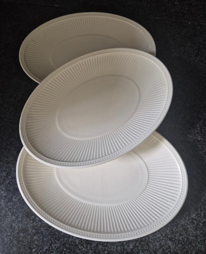 Wedgwood serveer schaal, Ophalen of Verzenden, Zo goed als nieuw, Wedgwood, Schaal of Schalen