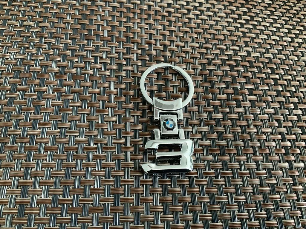 BMW 3-serie zilverkleurige sleutelhanger nieuw, Ophalen of Verzenden, Nieuw, Merk