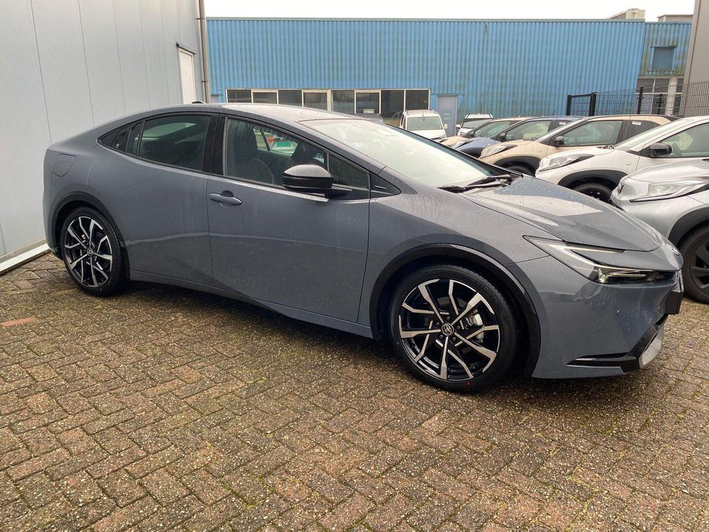 Toyota Prius 2.0 Plug-in Executive | Panoramadak | Apple Car, Auto's, Toyota, Gebruikt, 4 cilinders, Bedrijf, Grijs