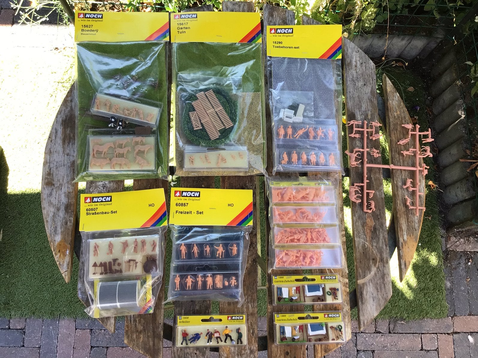Noch dieren, mensen,toebehoren H0 scenery, Hobby en Vrije tijd, Modeltreinen | H0, Ophalen of Verzenden, Nieuw, Gelijkstroom of Wisselstroom