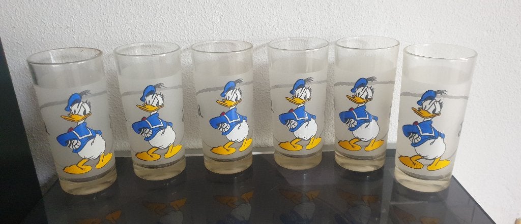 Set van 6 Donald Duck drink glazen. zie foto's, Ophalen of Verzenden, Donald Duck, Zo goed als nieuw, Servies