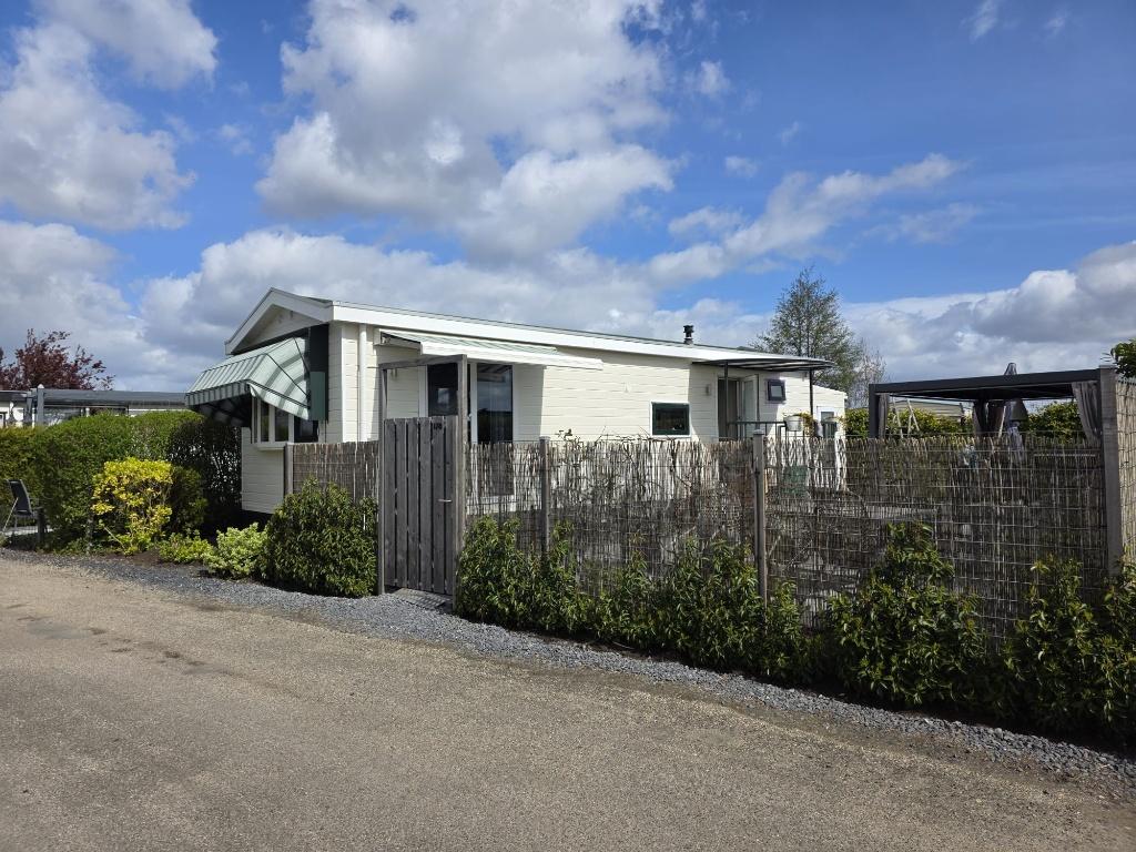 Te koop: compleet instapklaar chalet - Wilgenplas Maarssen, Huizen en Kamers, Recreatiewoningen te koop, 2 slaapkamers, Utrecht