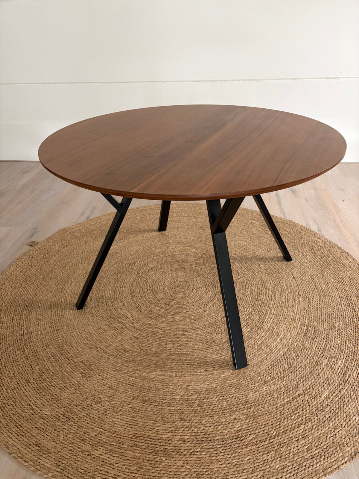 Ronde walnoot eettafel – 120 cm, Ophalen, Rond, Zo goed als nieuw, 75 cm of meer