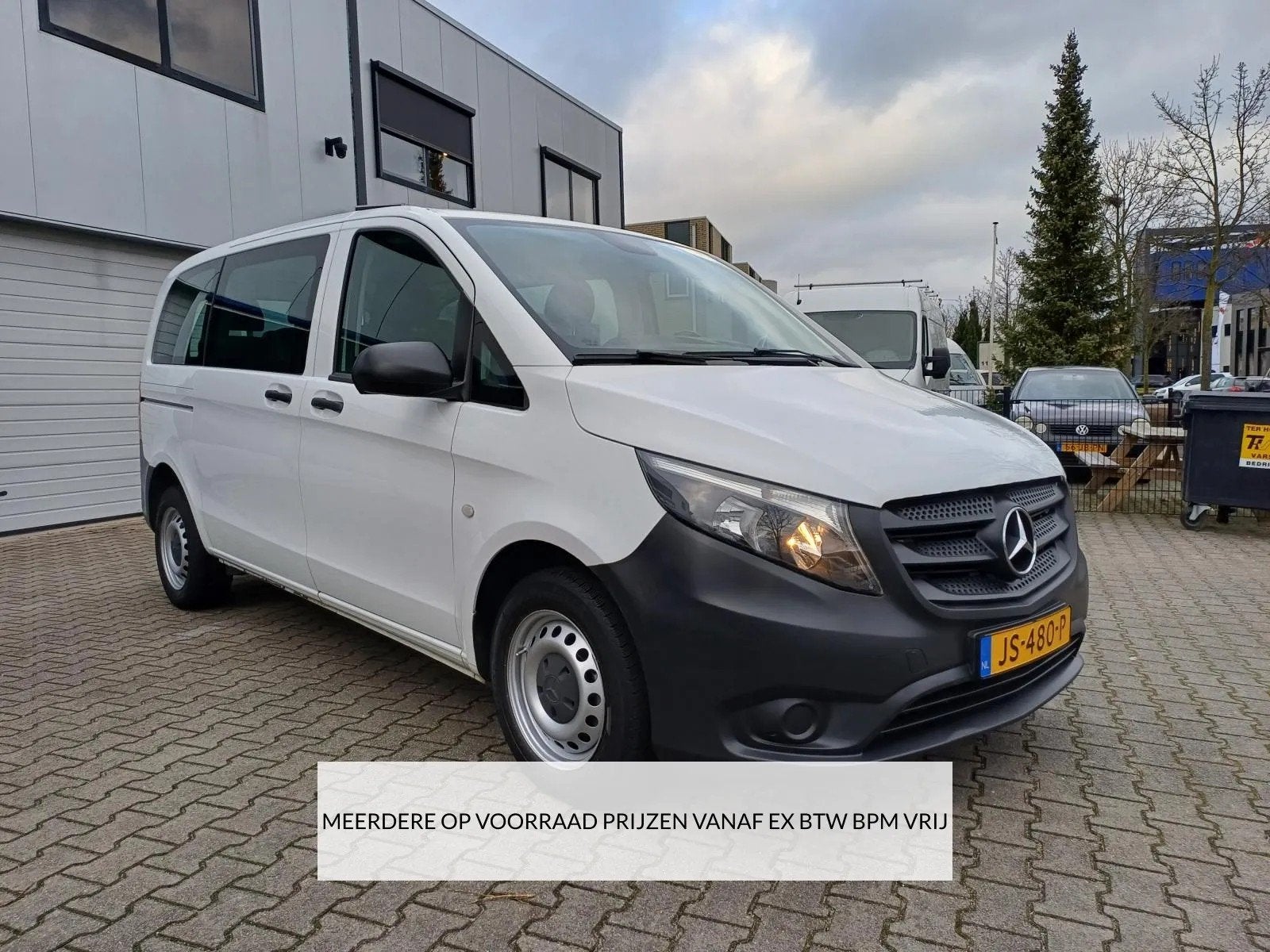 Mercedes-Benz Vito Tourer 109 BlueTEC Base Lang 9PERSONEN/PR, Stof, Gebruikt, 255 €/maand, Origineel Nederlands