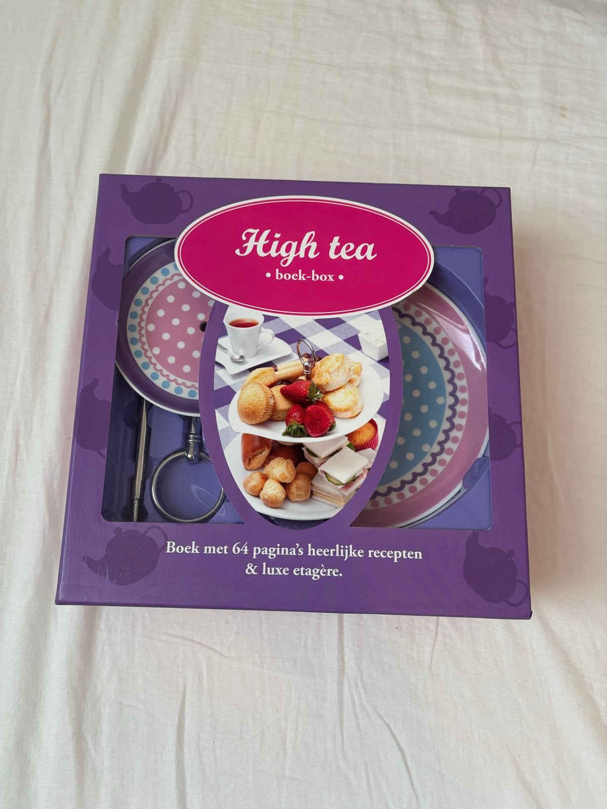 High Tea Book-Box met Etagère en Receptenboek, Meerkleurig, Overige stijlen, Nieuw, Ophalen of Verzenden