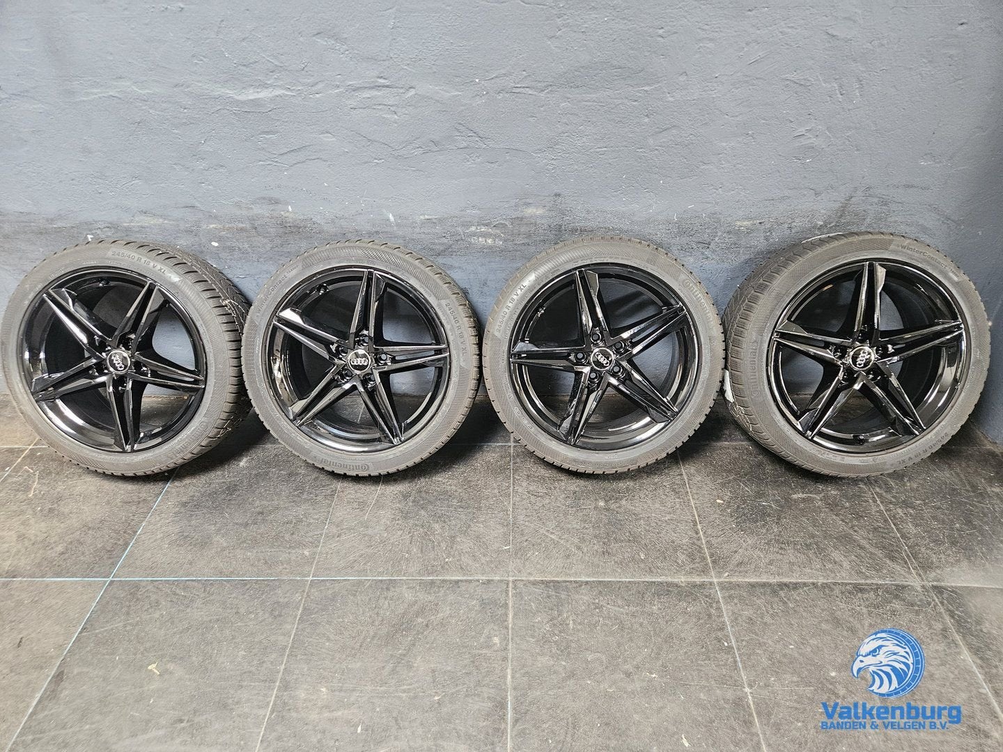 6mm! Originele Audi A4 B9 8W 18 inch zwarte velgen 5x112 win, 18 inch, -, -, Banden en Velgen