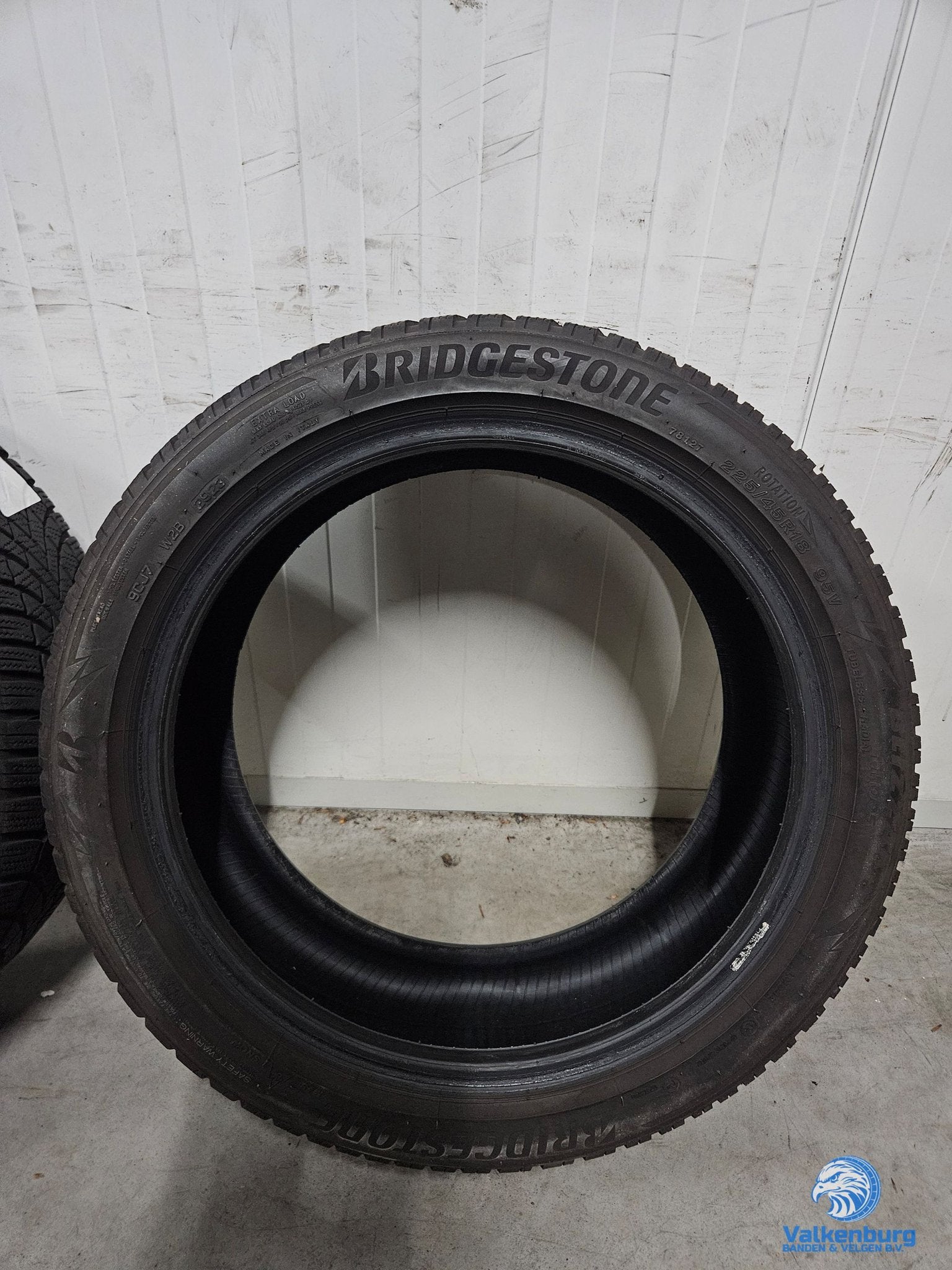 5-6mm! Winterbanden 225/45R18 Bridgestone Blizzak LM005, Auto-onderdelen, Banden en Velgen, 18 inch, Gebruikt, -, -
