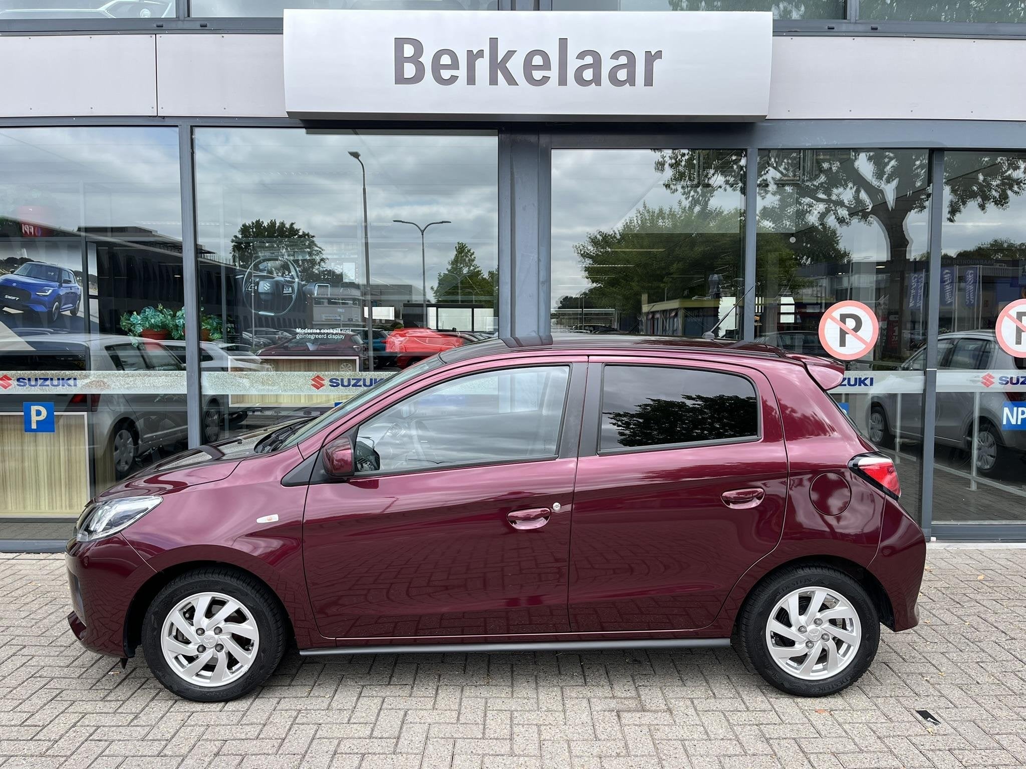 Mitsubishi Space Star 1.2 Dynamic Automaat | Achteruitrijcam, Stof, Gebruikt, Start-stop-systeem, Origineel Nederlands