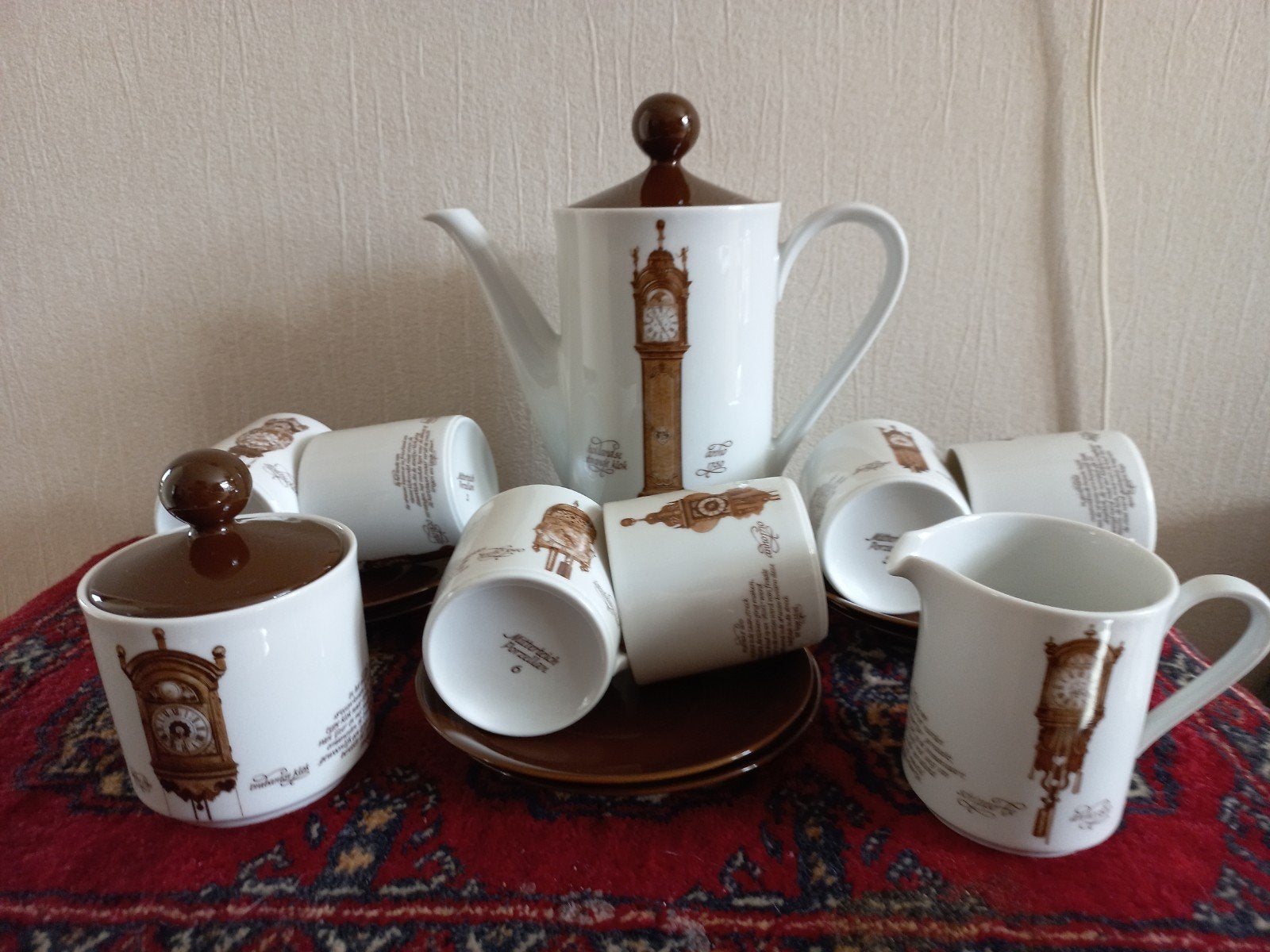 Vintage porseleinen serviesje met 6 kop en schotels., Ophalen