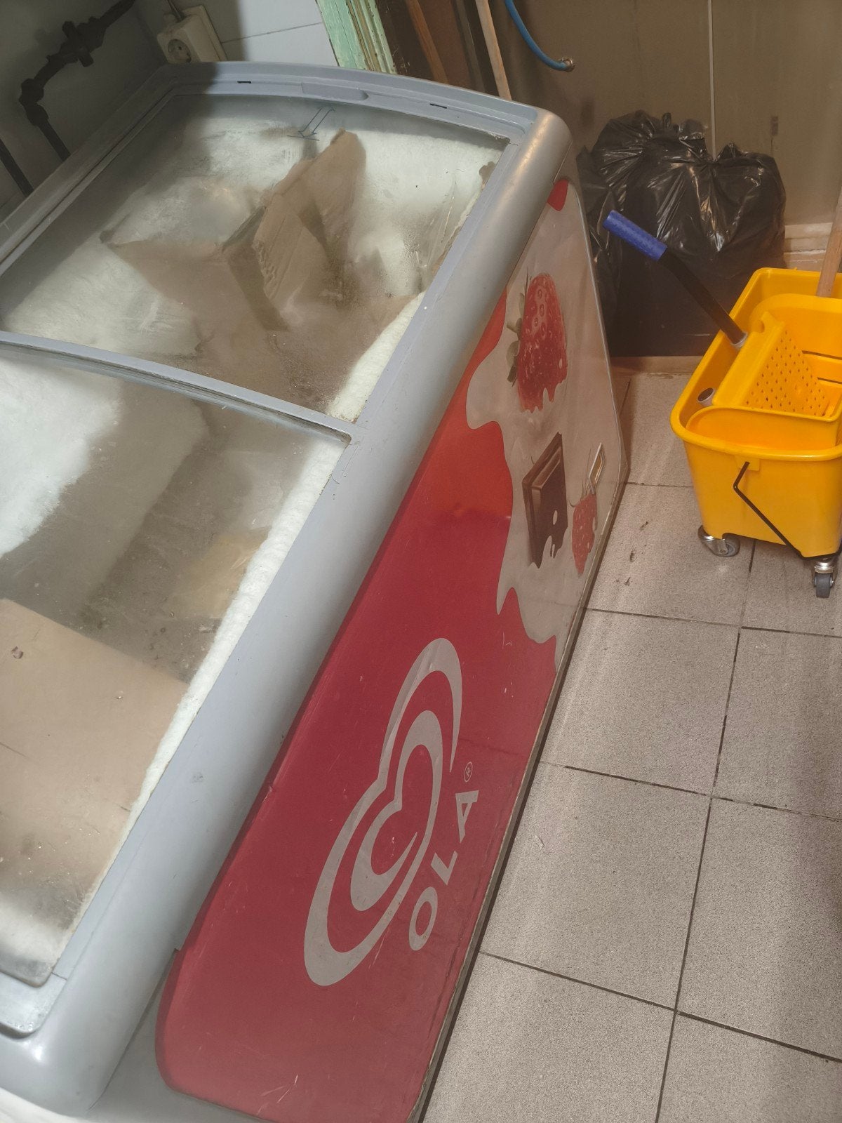 OLA Vrieskist met glazen deksel, Witgoed en Apparatuur, Ophalen, Vrieskist, Gebruikt, Minder dan 85 cm