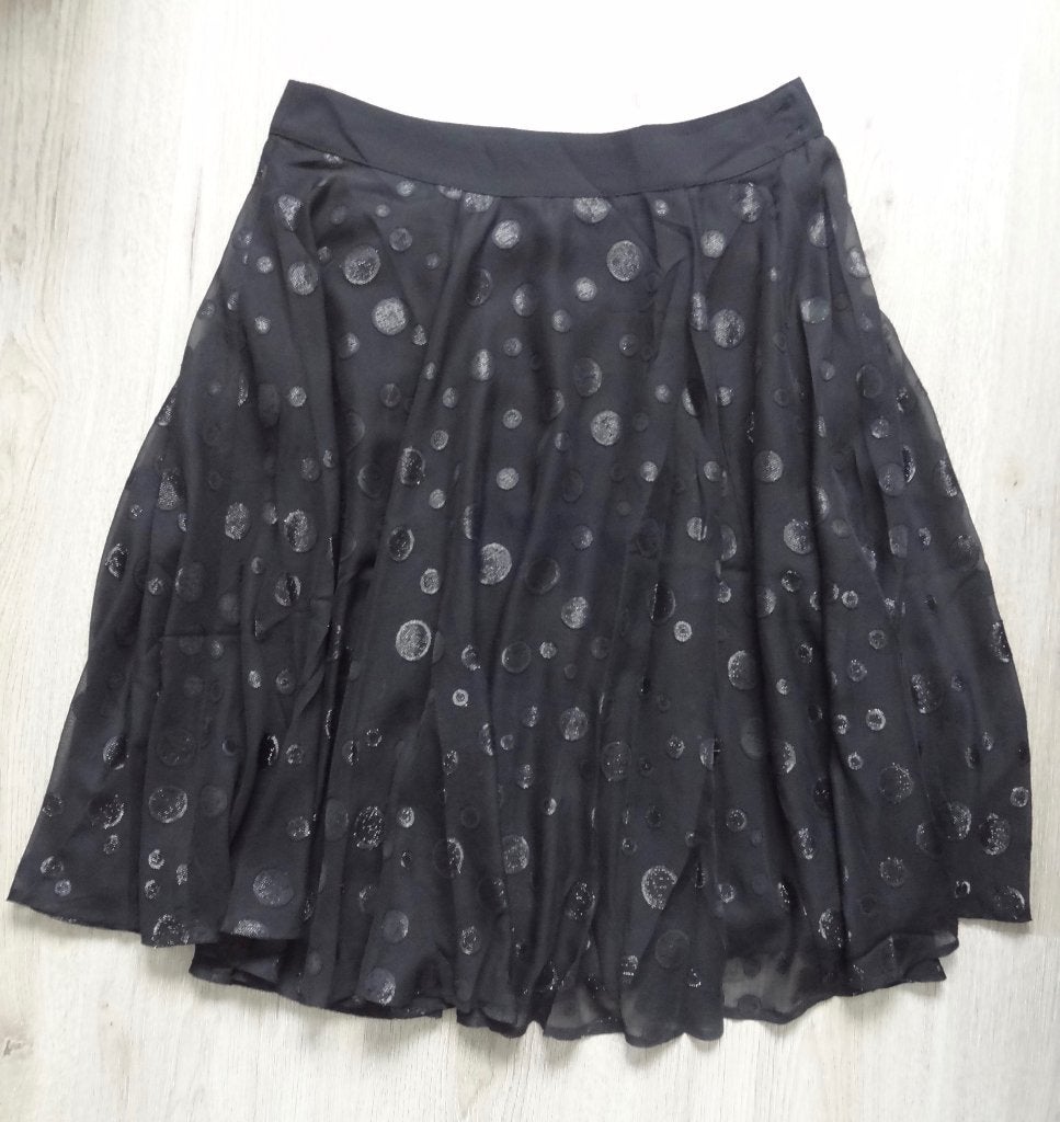 Nieuwe zwarte rok met zilver rondjes mint & berry maat 38, Maat 38/40 (M), Zwart, Ophalen of Verzenden, Zo goed als nieuw