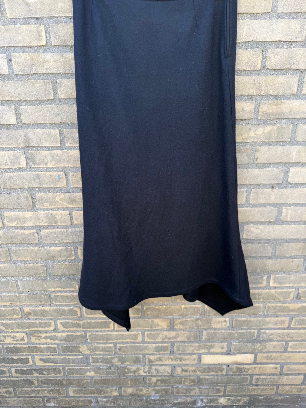 ISCHIKO by OSKA asymmetrische rok – 100% wol Maat 42 (XL), Verzenden, Maat 42/44 (L), Zwart, Onder de knie