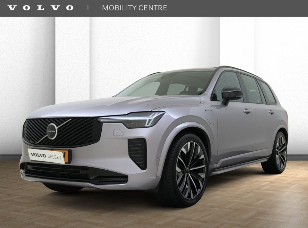 Volvo XC90 T8 AWD Ultra Dark | Luchtvering | Massage | Trekh, 12 maanden, Gebruikt, 4 cilinders, 7 stoelen