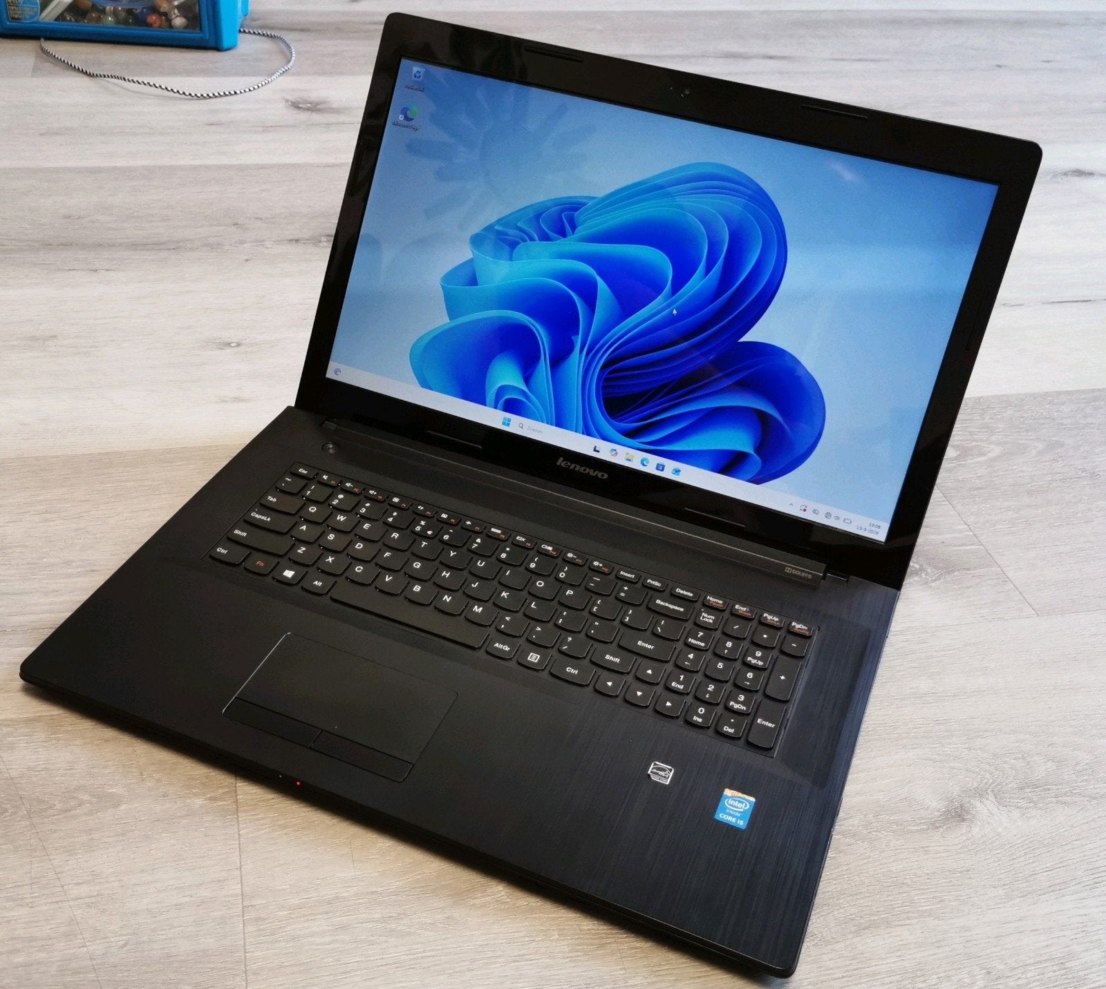 Lenovo laptop17,3/i5/8GB RAM /SSD/NVIDIA/DVD SPELER, Computers en Software, 2 tot 3 Ghz, Qwerty, 8 GB, Ophalen of Verzenden