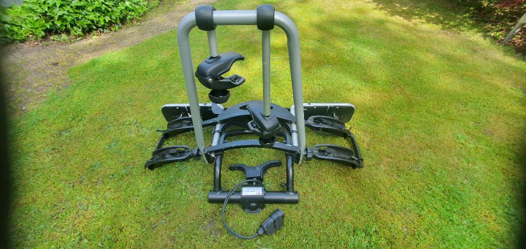 Thule ER 940 Fietsendrager trekhaak, Ophalen, 2 fietsen, Zo goed als nieuw, Trekhaakdrager