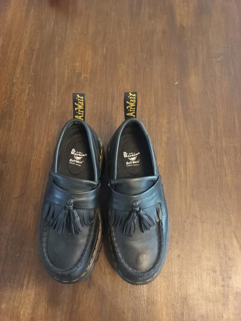 Dr. Martens Adrian Quad Leren, maat 36 twee keer gedragen, Kleding | Dames, Schoenen, Ophalen of Verzenden, Dr. Martens, Gedragen