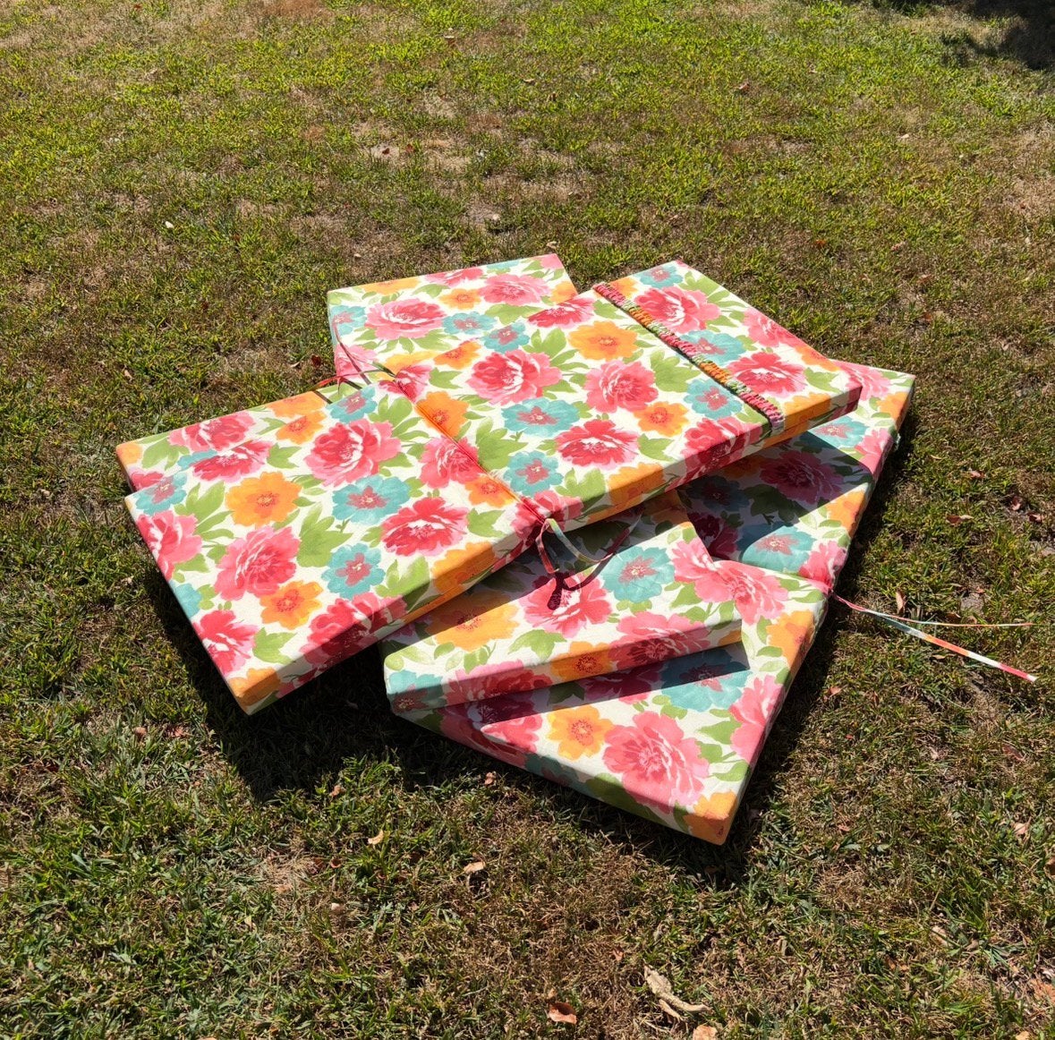 Set van 4 tuinkussens / tuinstoelkussens bloemenprint, Tuin en Terras, Ophalen of Verzenden, Zo goed als nieuw