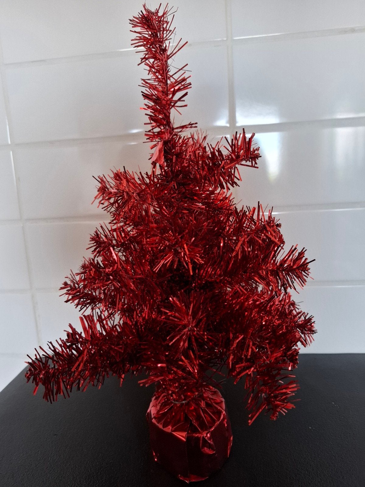 Rode kerstboom, Diversen, Ophalen of Verzenden, Zo goed als nieuw