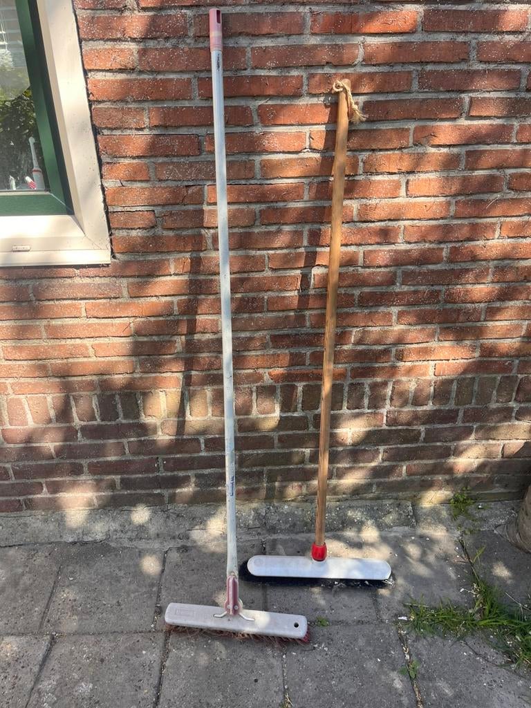 Gratis bezems ophalen, Ophalen