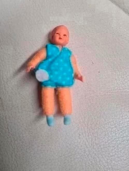 Caco popje peuter 5 cm, Ophalen of Verzenden, Gebruikt, Overige typen