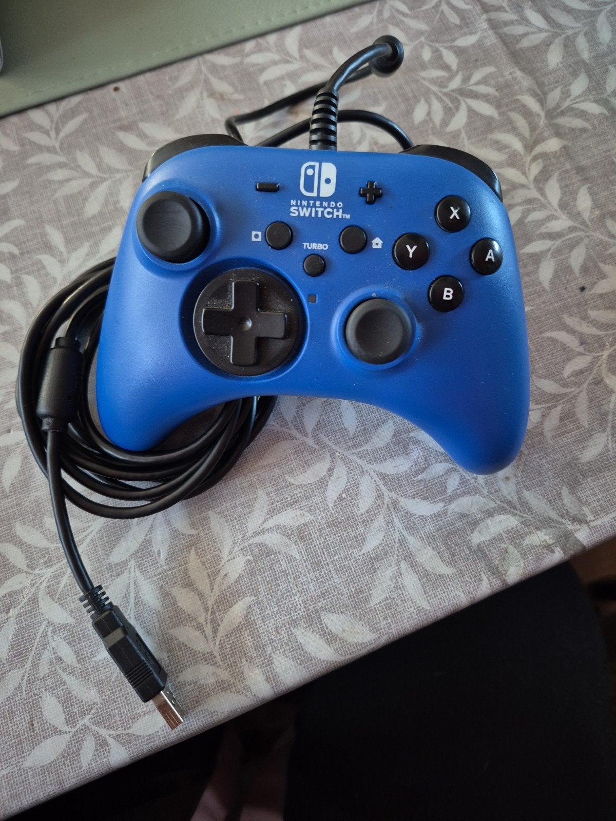 Nintendo Switch Controller met 3 meter USB-kabel, Ophalen of Verzenden, Zo goed als nieuw, Met 1 controller