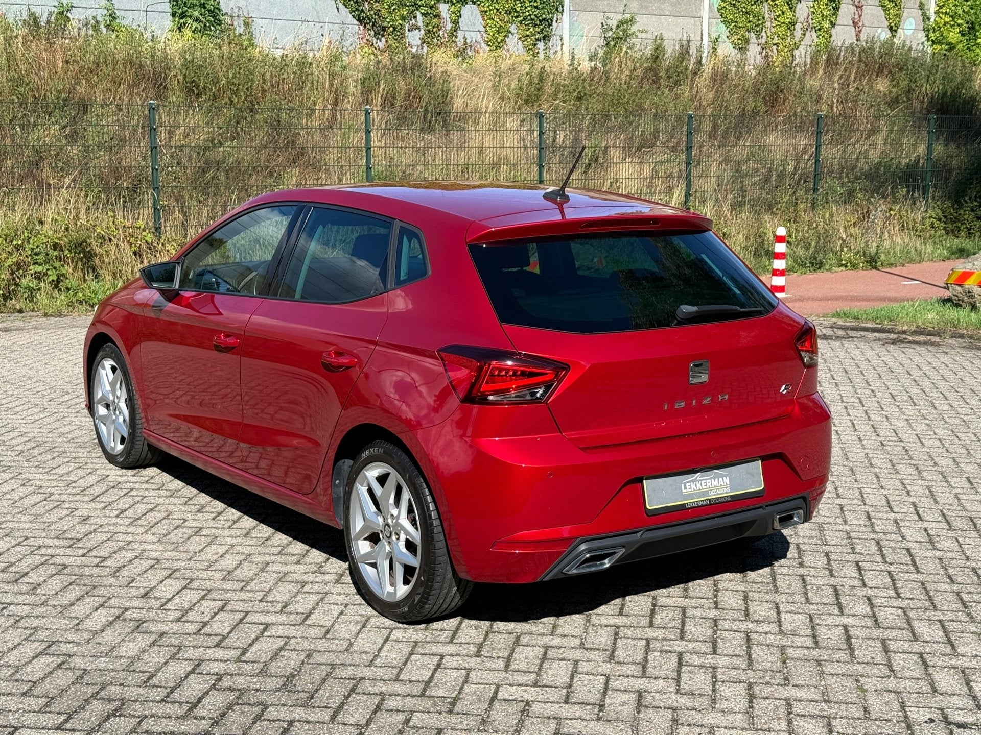 SEAT Ibiza 1.0 TSI FR DSG I CARPLAY I CAMERA I PDC I LED I C, Auto's, Gebruikt, 1072 kg, 116 pk, Ibiza